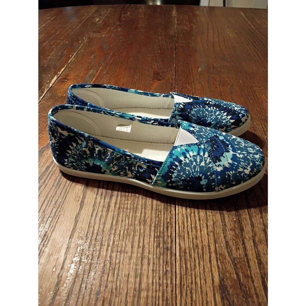 New Size 10 Capelli New York Blue White Tie Dye Slip On Flat Casual Canvas Shoes